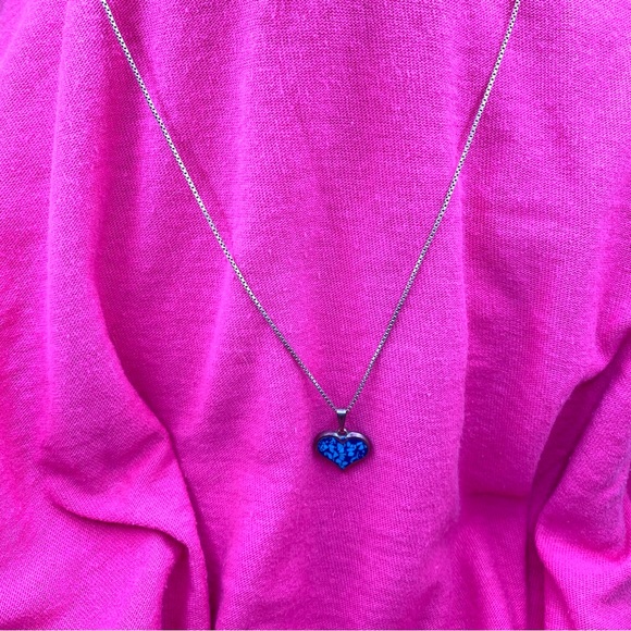 ANTIQUE Turquoise 925 chip heart w/ Sterling chain, EUC - Picture 4 of 8